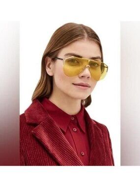 New Authentic Gucci Yellow Lens Sunglasses GG0584s 004 , description : Gucci GG0